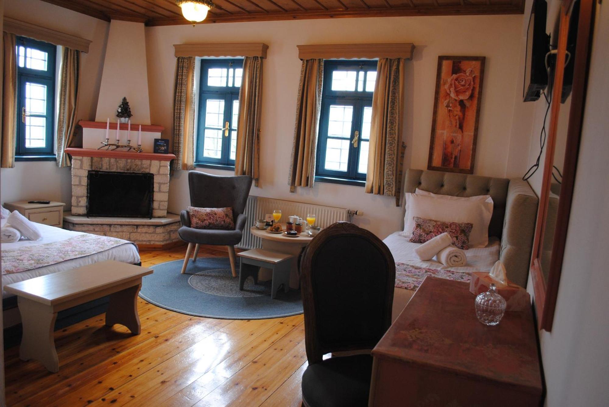 Andromachi'S Beloi Hotel Víca Kültér fotó