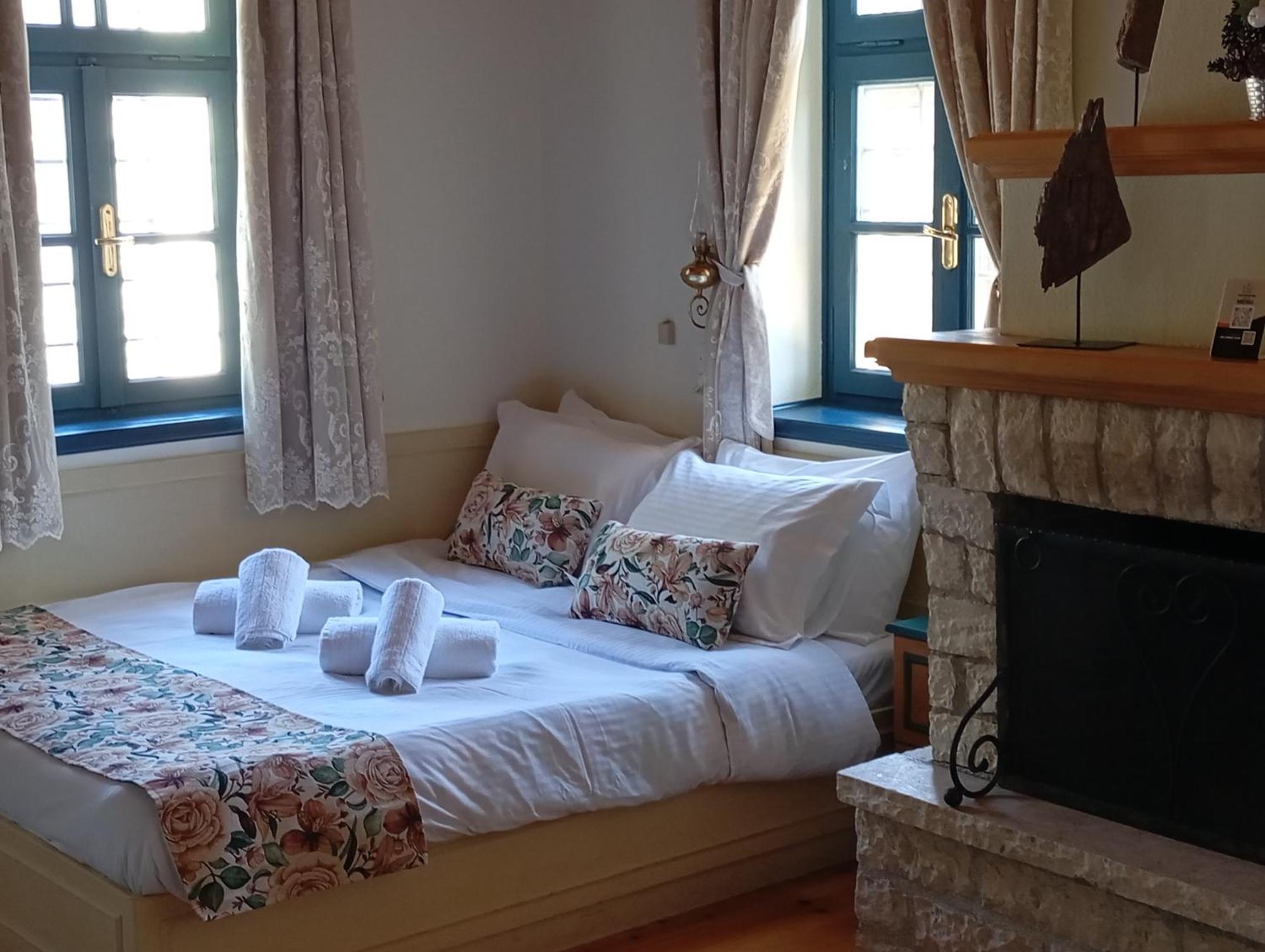 Andromachi'S Beloi Hotel Víca Kültér fotó
